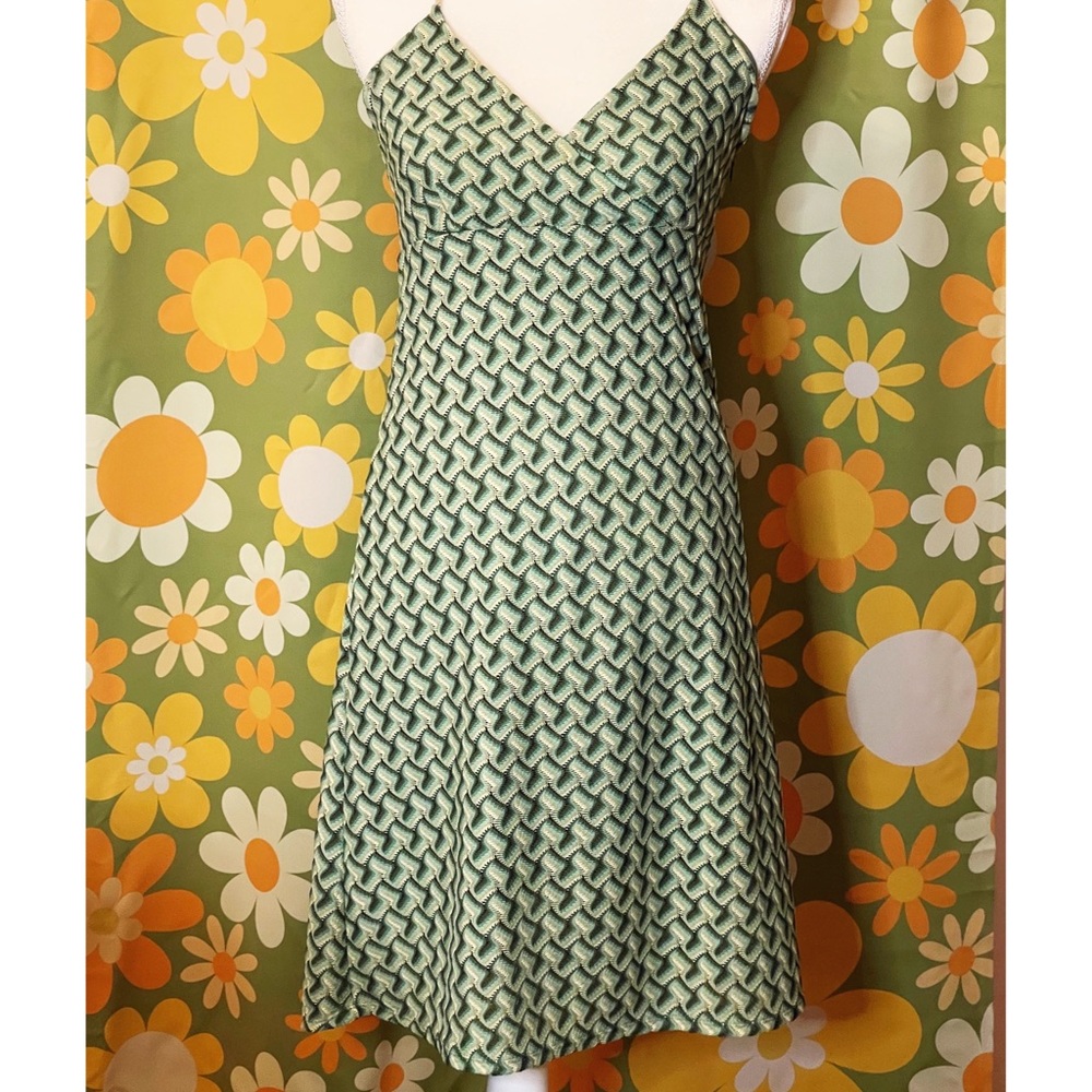 2 for $15 🌸 Retro style green halter dress